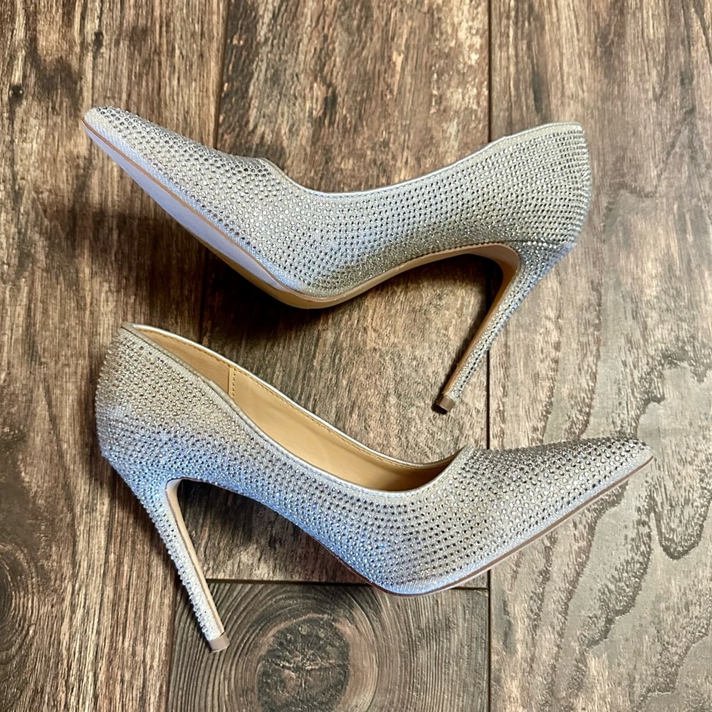 Elditas clear rhinestone heels size 7